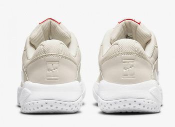 Фото Кроссовки женские Nike WMNS NIKE COURT LITE 2 AR8838-006