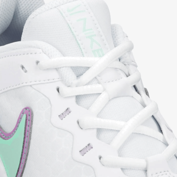 Фото Кроссовки женские Nike W Legend Essential 2 CQ9545-100