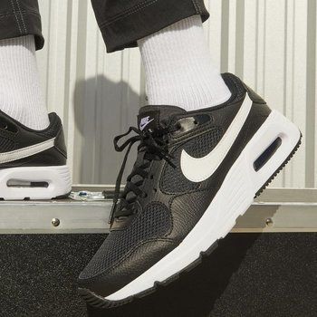 Фото Кроссовки женские Nike Air Max Sc CW4554-001