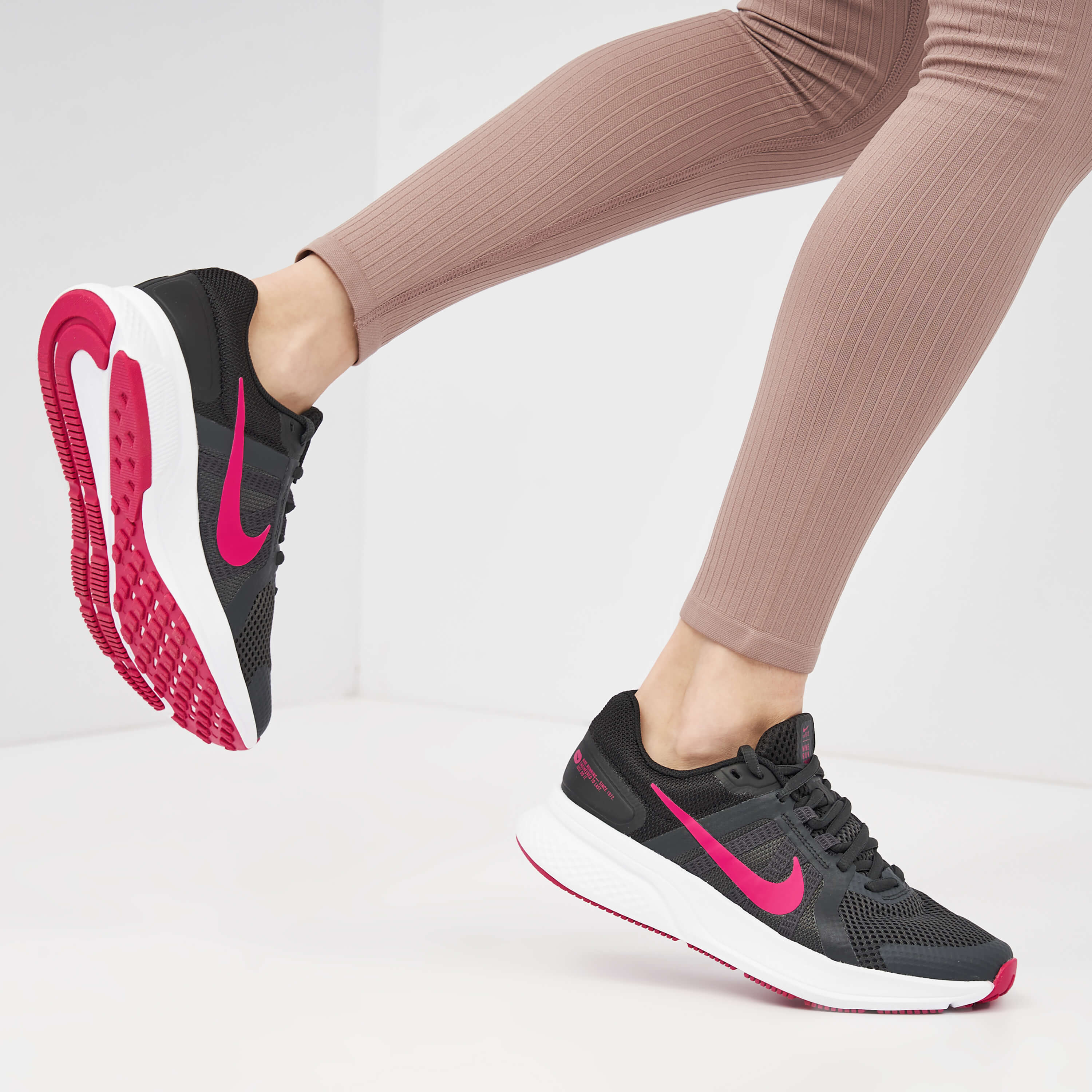 Кроссовки женские Nike W RUN SWIFT 2 CU3528-011 - фото 6