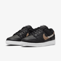 Кроссовки женские Nike Dunk Low Se DD7099-001 - фото 1