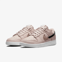 Кроссовки женские Nike Dunk Low Se DD7099-200