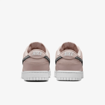 Фото Кроссовки женские Nike Dunk Low Se DD7099-200