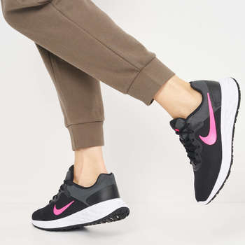 Фото Кроссовки женские Nike W Revolution 6 NN DC3729-002