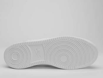 Фото Мужские кроссовки Nike Court Vision Mid CD5466-100