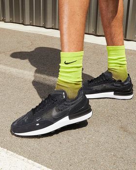 Фото Мужские кроссовки Nike Waffle One DA7995-001