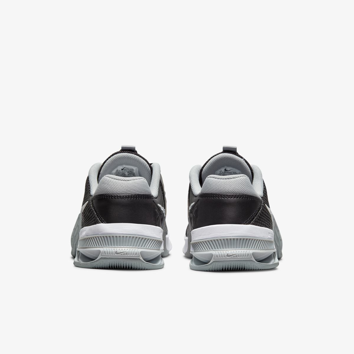 Мужские кроссовки Nike METCON 7 CZ8281-010 - фото 4