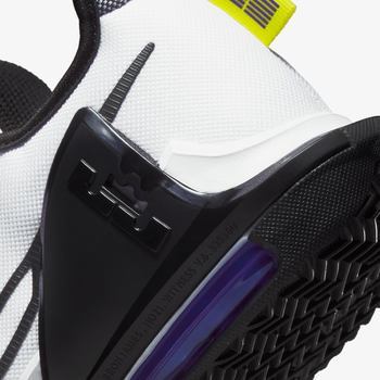 Фото Мужские кроссовки Nike LEBRON WITNESS VI CZ4052-100