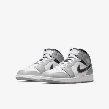 Фото Детские кроссовки Nike AIR JORDAN 1 MID (GS) 554725-078