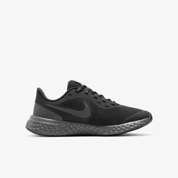 Фото Детские кроссовки Nike REVOLUTION 5 (GS) BQ5671-001