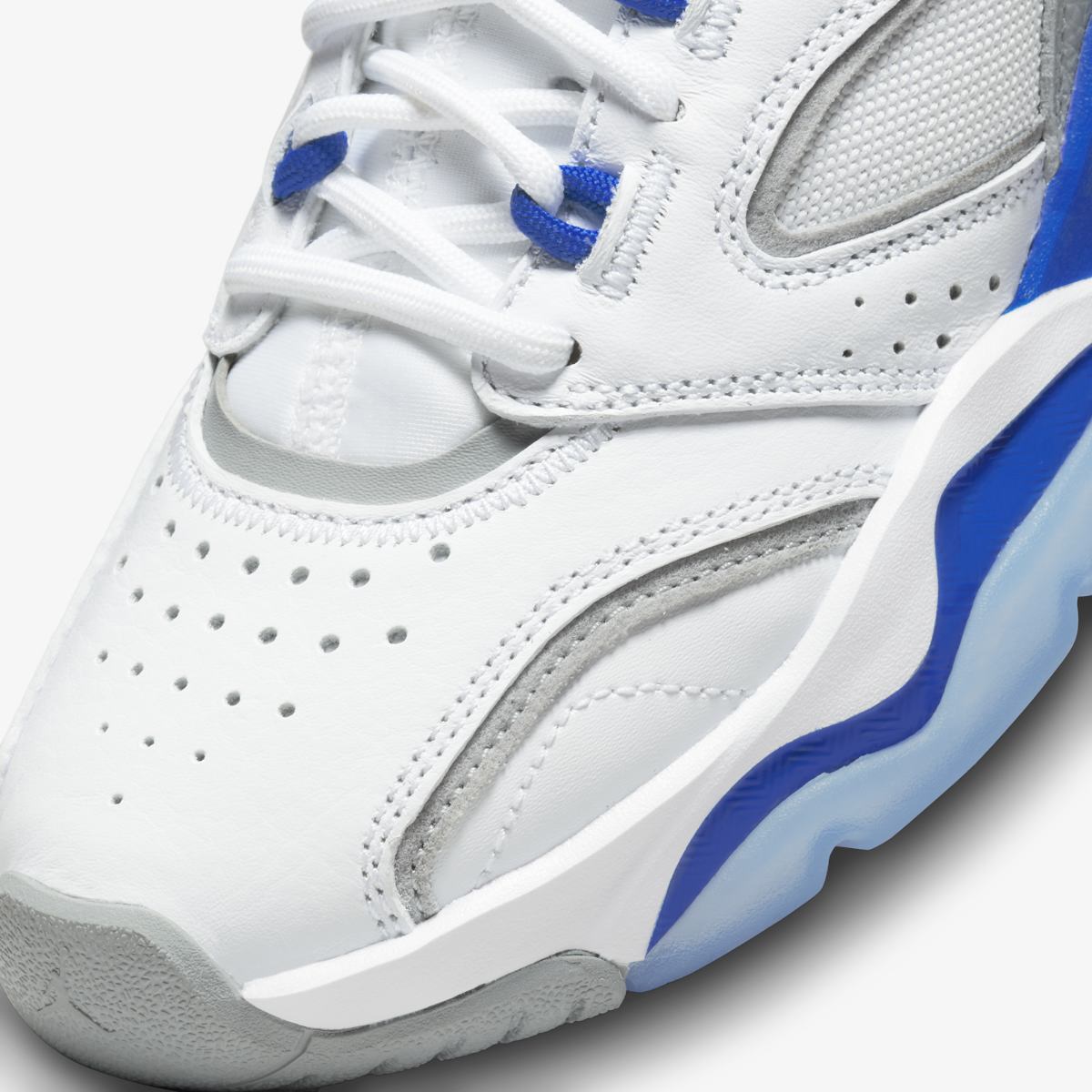 Детские кроссовки Nike JORDAN POINT LANE (GS) DA8032-101 - фото 7