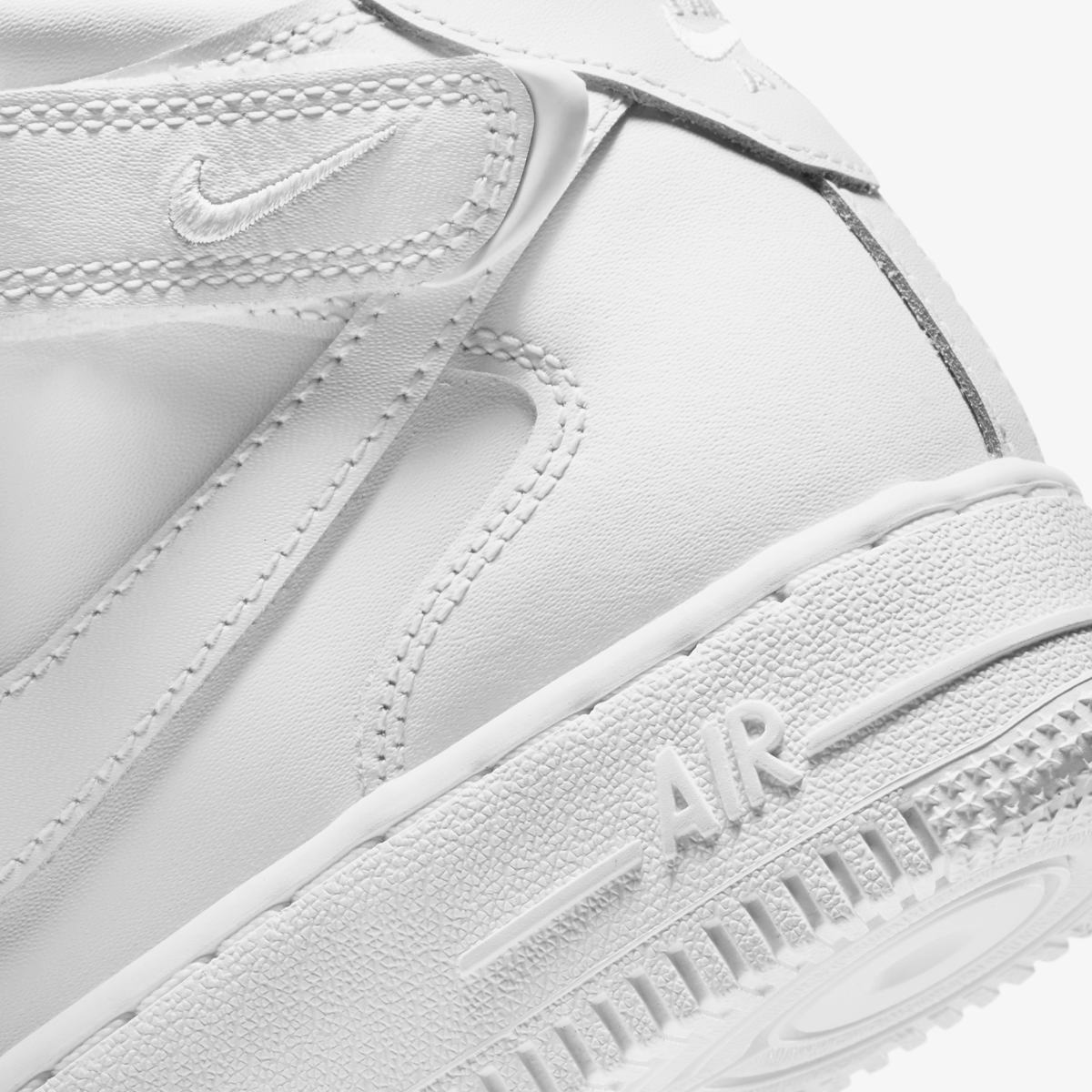 Детские кроссовки Nike AIR FORCE 1 MID LE (GS) DH2933-111 - фото 9