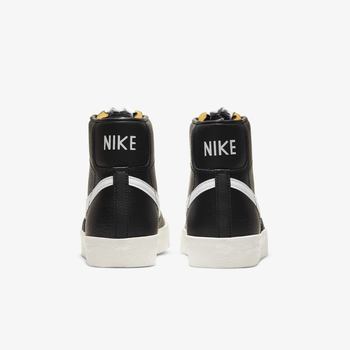 Фото Мужские кроссовки Nike BLAZER MID 77 VNTG BQ6806-002