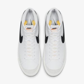 Фото Мужские кроссовки Nike BLAZER MID 77 VNTG BQ6806-100