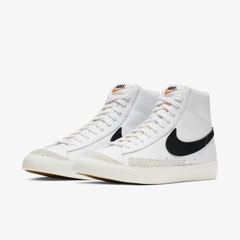 Фото Мужские кроссовки Nike BLAZER MID 77 VNTG BQ6806-100