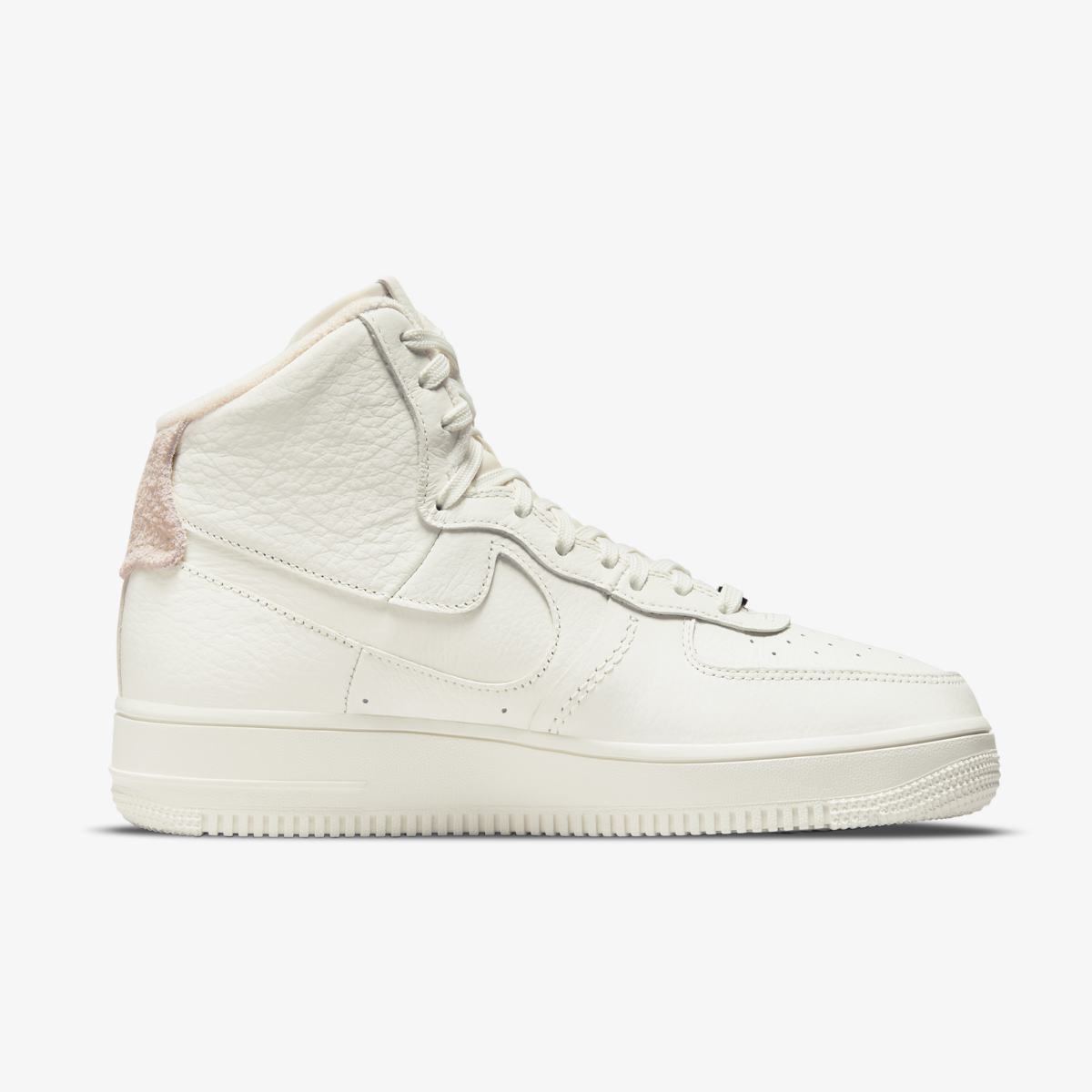 Женские кроссовки Nike W AF1 SCULPT DC3590-102 - фото 2