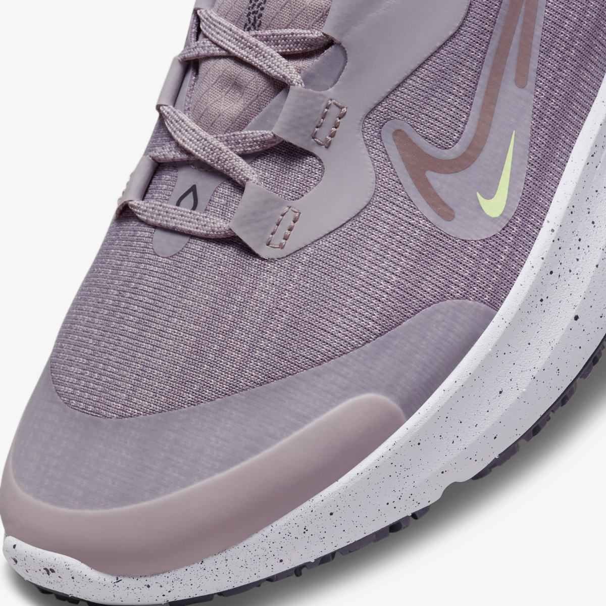 Женские кроссовки Nike W NIKE REACT MILER 2 SHIELD DC4066-500 - фото 7