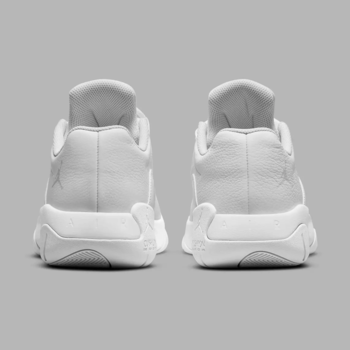 Фото Мужские кроссовки Nike AIR JORDAN 11 CMFT LOW CW0784-101