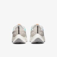 Кроссовки женские Nike WMNS AIR ZOOM PEGASUS 38 MFS DC4566-100 - фото 4