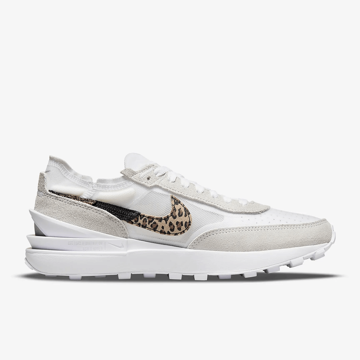Женские кроссовки Nike W WAFFLE ONE SE DJ9776-100 - фото 2
