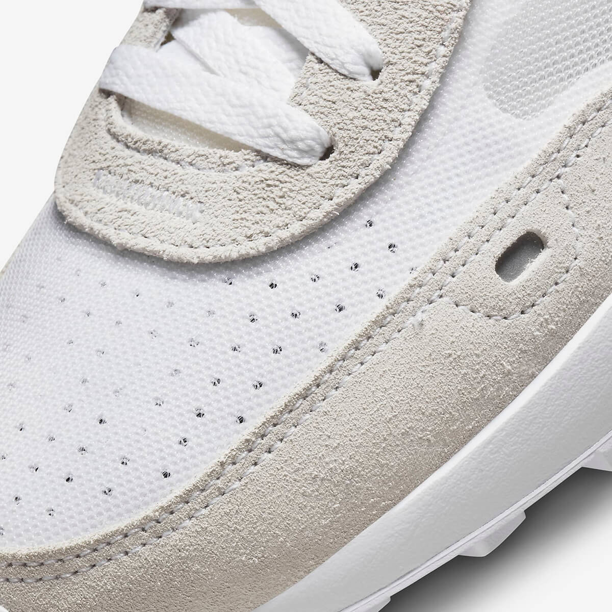 Женские кроссовки Nike W WAFFLE ONE SE DJ9776-100 - фото 7