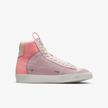 Фото Детские кроссовки Nike BLAZER MID 77 SE D (GS) DQ0369-600
