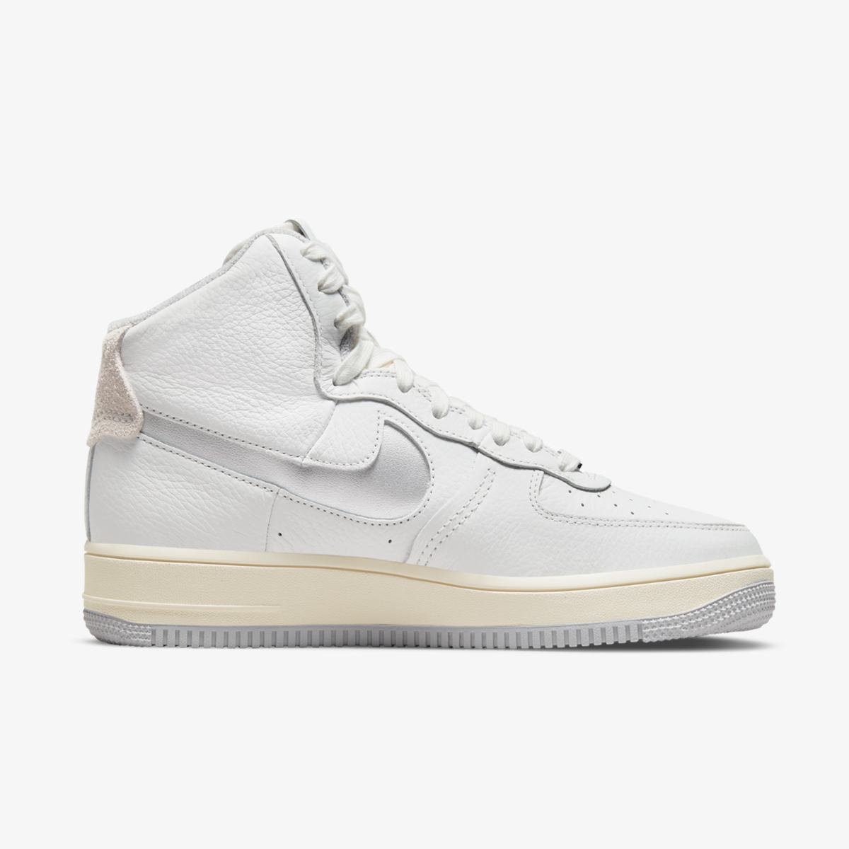 Женские кроссовки Nike W AF1 SCULPT DC3590-101 - фото 2