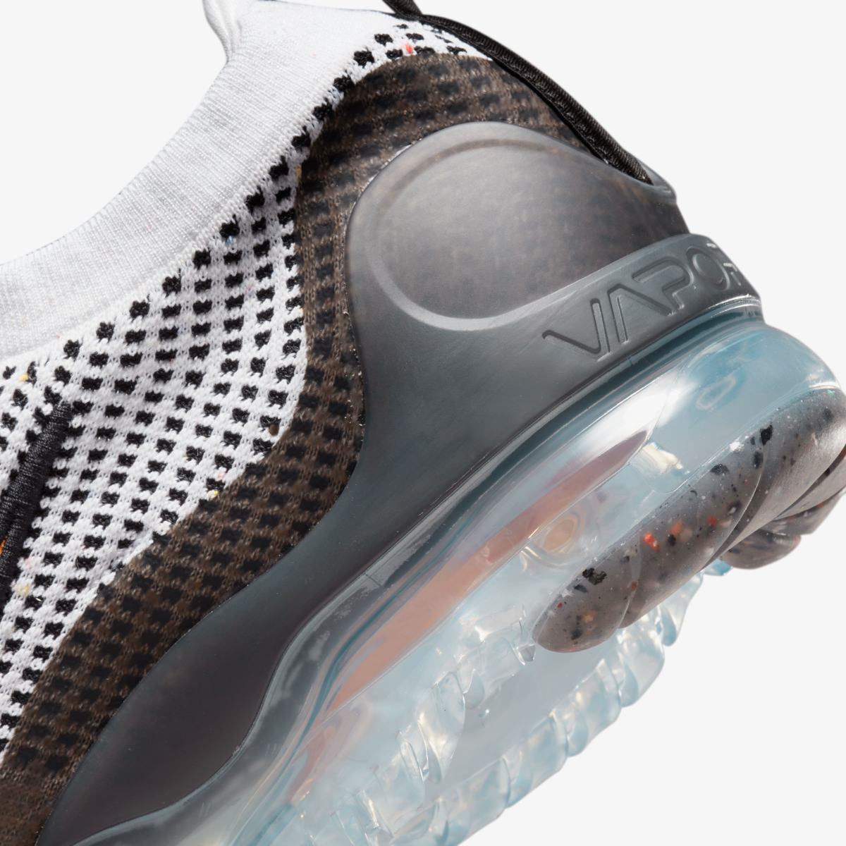 Мужские кроссовки NIKE AIR VAPORMAX 2021 FK DM0025-101 - фото 8