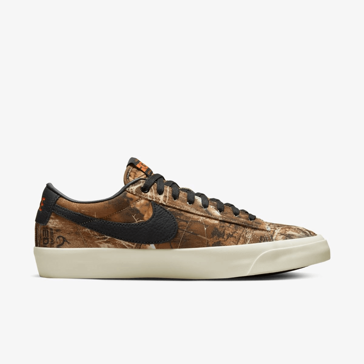 Мужские кроссовки Nike SB BLAZER LOW PRO GT PRM DO9398-001 - фото 2