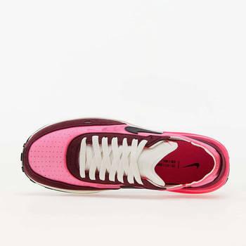 Фото Женские кроссовки Nike WMNS Waffle One DQ0855-600