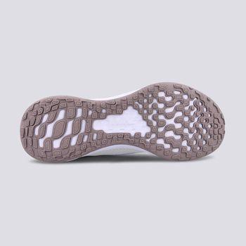 Фото Кроссовки женские Nike Revolution 6 Next Nature Premium (DC9007-111)