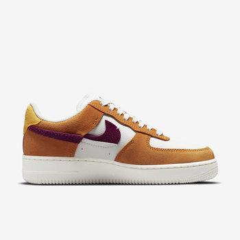 Фото Кроссовки женские Nike Air Force 1 Lxx (DQ0858-100)