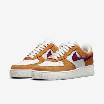 Фото Кроссовки женские Nike Air Force 1 Lxx (DQ0858-100)