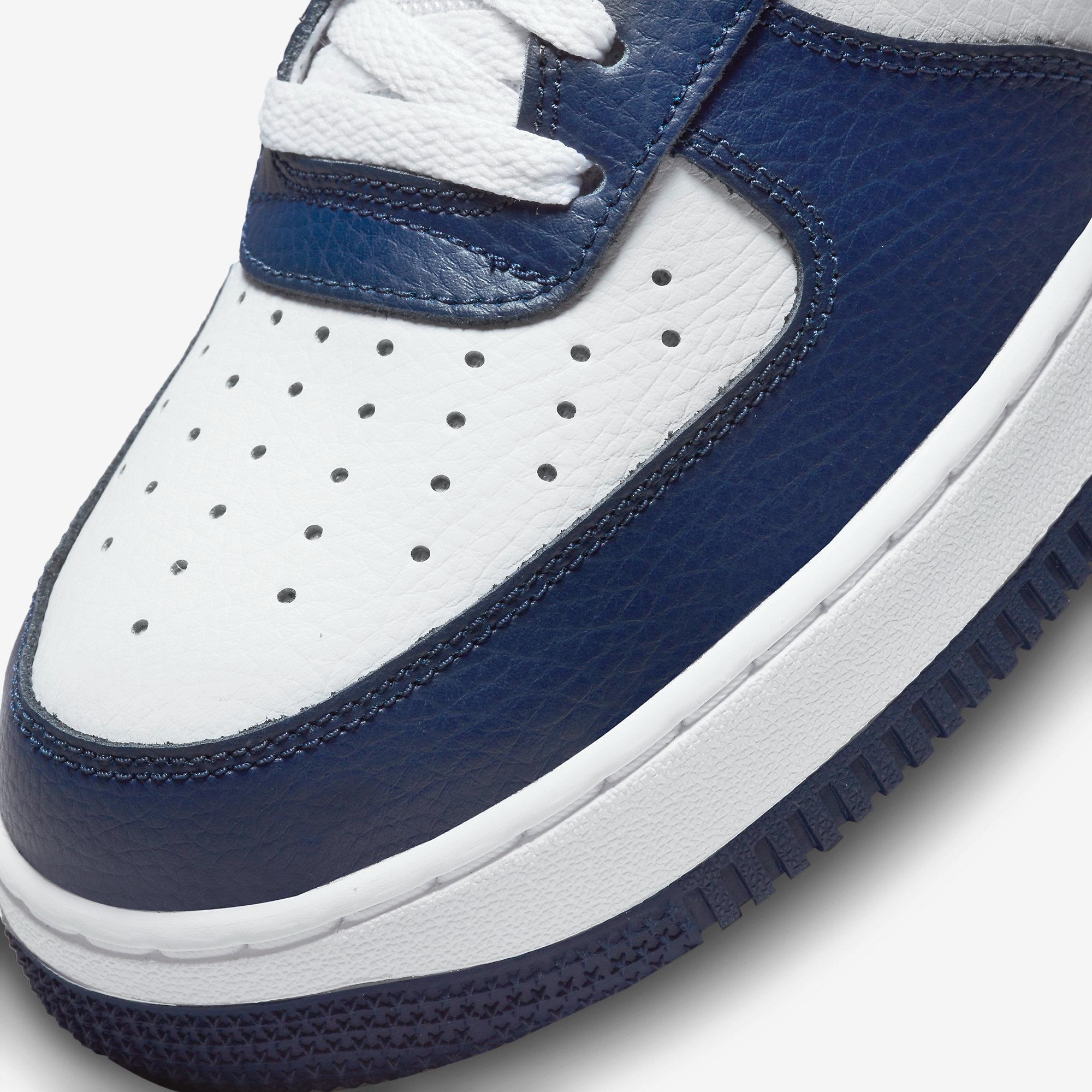 Кроссовки мужские Nike Air Force 1 '07 Lv8 (DV3501-400) - фото 6