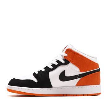Фото Кроссовки женские Nike Jordan Air 1 Mid Se (Gs) (DQ8390-100)