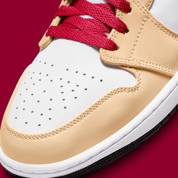 Фото Кроссовки мужские Nike Jordan Jordan 1 Mid (554724-201)