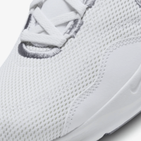 Кроссовки мужские Nike M Nike LEGEND ESSENTIAL 3 NN (DM1120-005) - фото 7