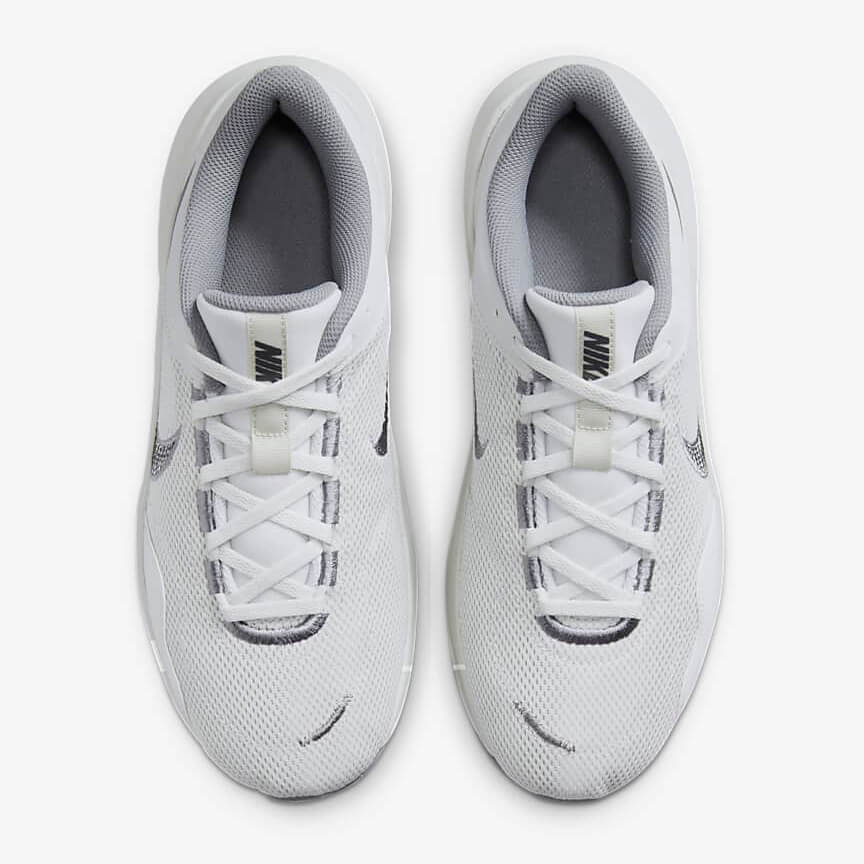 Кроссовки мужские Nike M Nike LEGEND ESSENTIAL 3 NN (DM1120-005) - фото 6